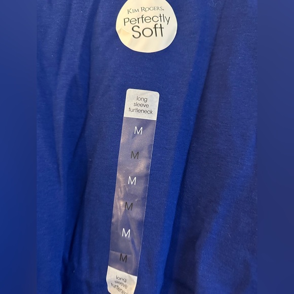Kim rogers blue turtle neck, size medium - Picture 2 of 3